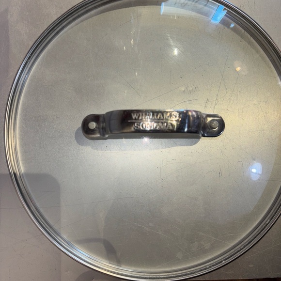 WILLIAM SONOMA GLASS LID IRON CLAD HANDLE OUTER RIM 11” ROUND INNER RIM 10” - Picture 1 of 11